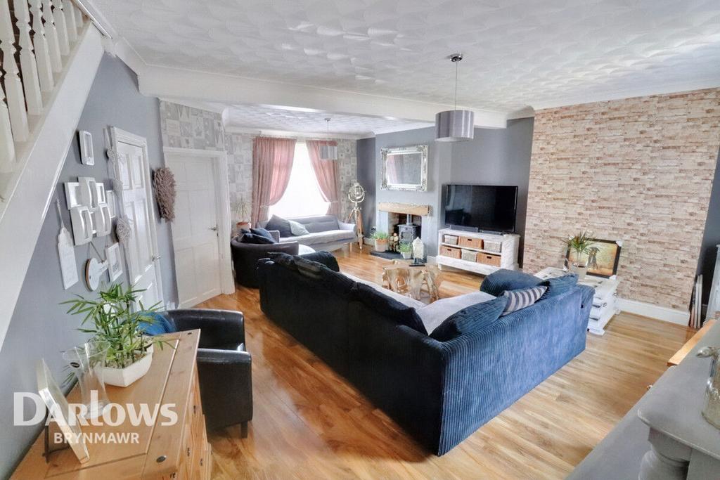 Woodside Crescent, Ebbw Vale 3 bed terraced house £140,000