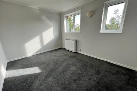 2 bedroom terraced house to rent, Red Lodge, Suffolk, IP28 8TJ