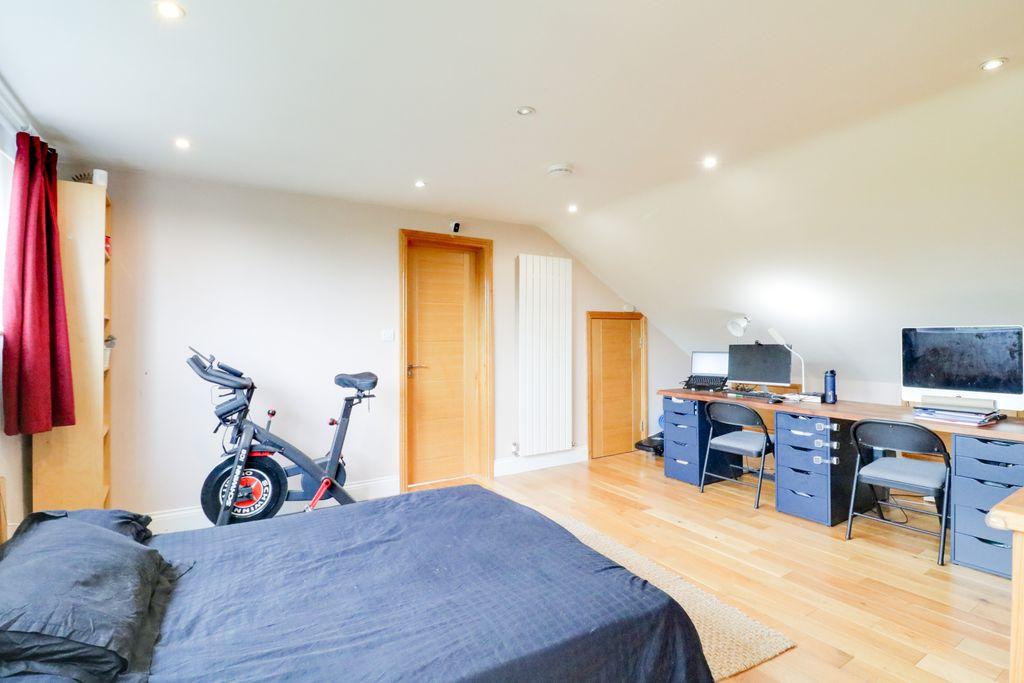 Bedroom 1 (Double with Ensuite)
