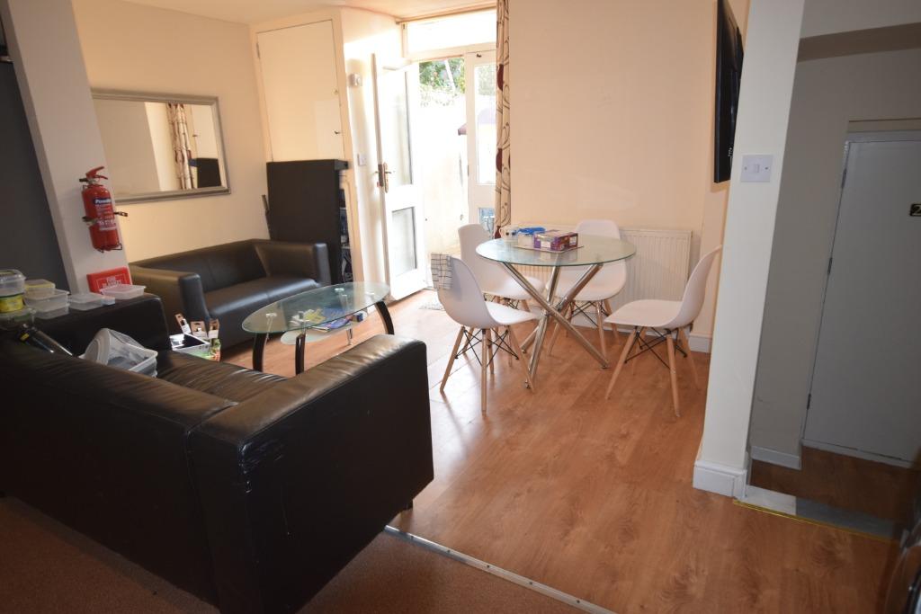 Newport Road, Barnstaple, EX32 1 bed in a house share to rent £650