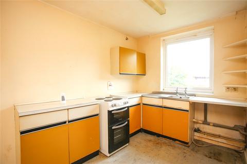 2 bedroom flat for sale - Holmfield Close, Heaton Norris, Stockport, SK4