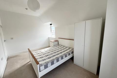 2 bedroom flat to rent, Flat 5, 19 Lenton Road, The Park, Nottingham, NG7 1DQ