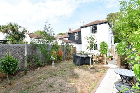 3 bedroom end of terrace house for sale, Dymchurch Road, Hythe, Kent