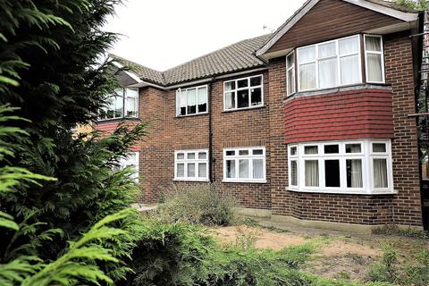 172 Wandle Road, Morden, SM4 6AB