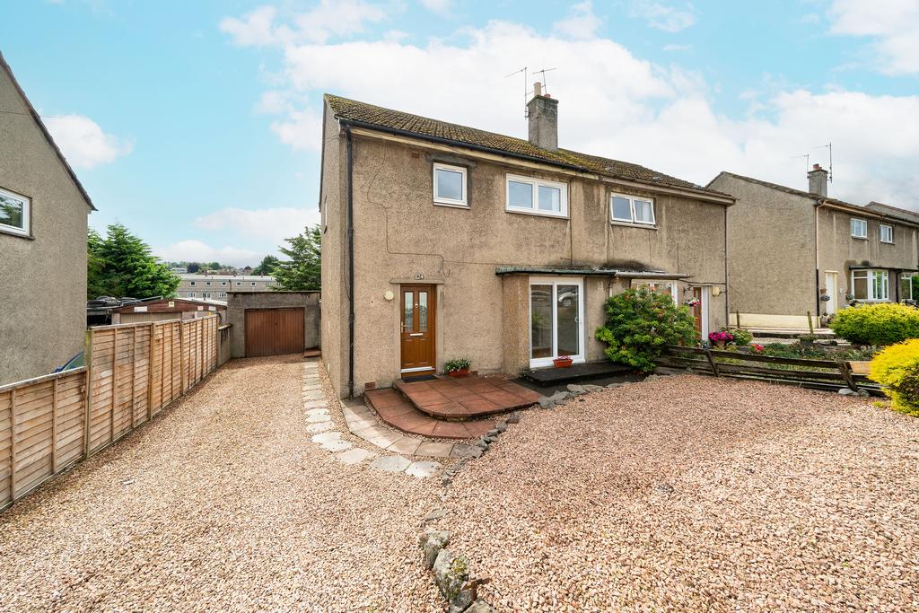 Tweedsmuir Road, Perth PH1 3 bed semi-detached house - £145,000