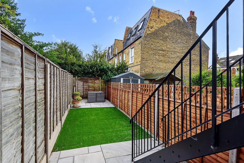 Waldron Road, Earlsfield 4 bed for sale £800,000