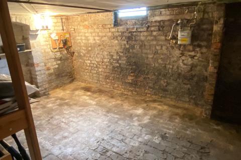 13 Baker Street, Northampton, NN2 6DH