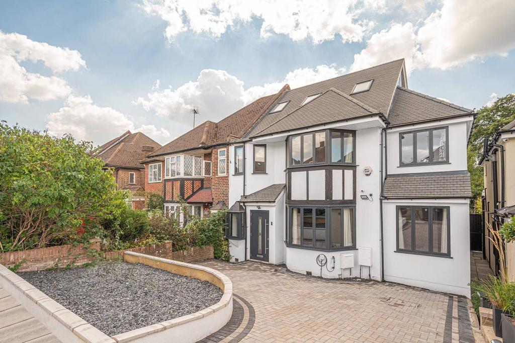 Morton Way, Southgate, London, N14 5 bed semidetached house for sale