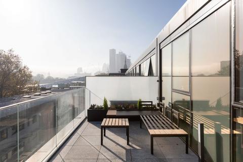 Flat 10, 9 Long Street, London, E2 8GS