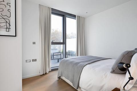 Flat 10, 9 Long Street, London, E2 8GS