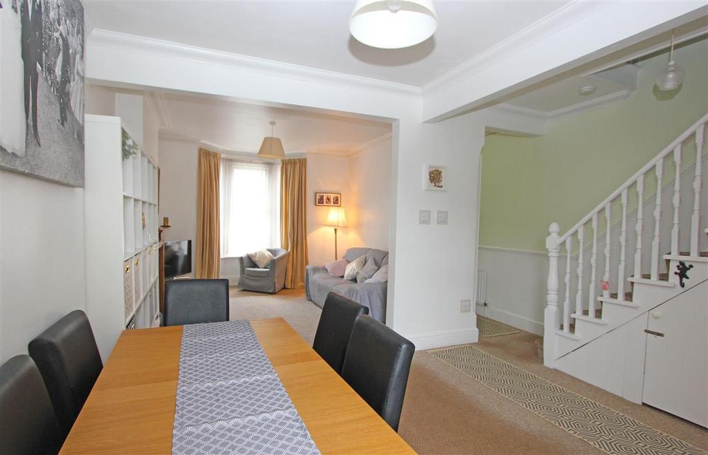 Churchill Road, South Croydon 3 bed end of terrace house £500,000