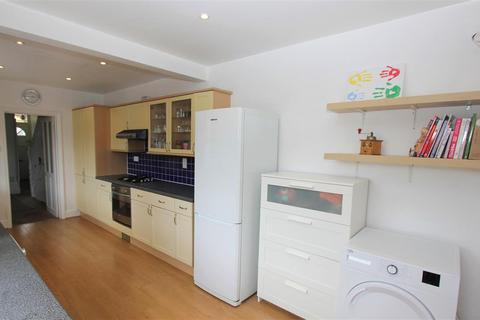 111 Churchill Road, South Croydon, CR2 6HF