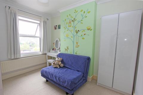 111 Churchill Road, South Croydon, CR2 6HF