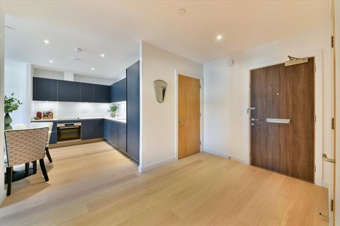 2 bedroom flat to rent, Lodge Road, London, NW8