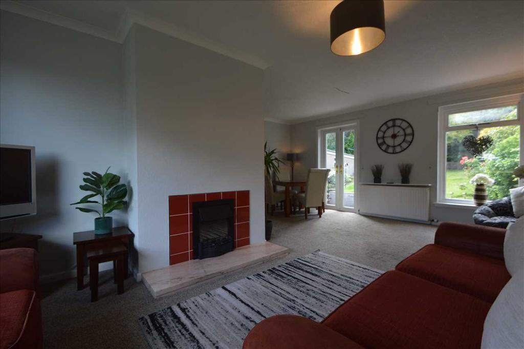 Abercorn Drive, Hamilton 3 bed semidetached house £935 pcm (£216 pw)