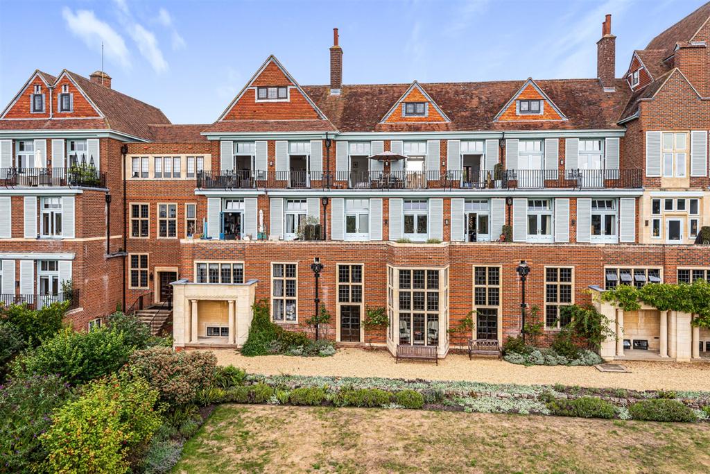King Edward Vii Apartments, Kings Drive, Midhurst, GU29 2 bed apartment