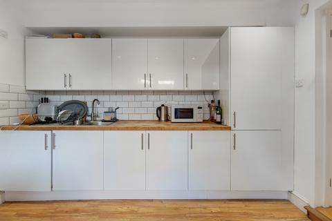 1 bedroom apartment to rent - Albert Road,  London, SE25