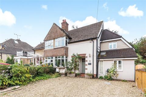 4 bedroom semi-detached house to rent, Manor Road, Twyford, Winchester, SO21