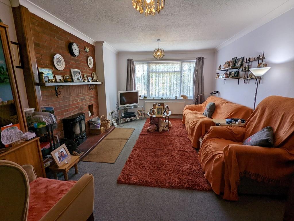 Minsmere Rise, Middleton 3 bed semidetached bungalow £400,000