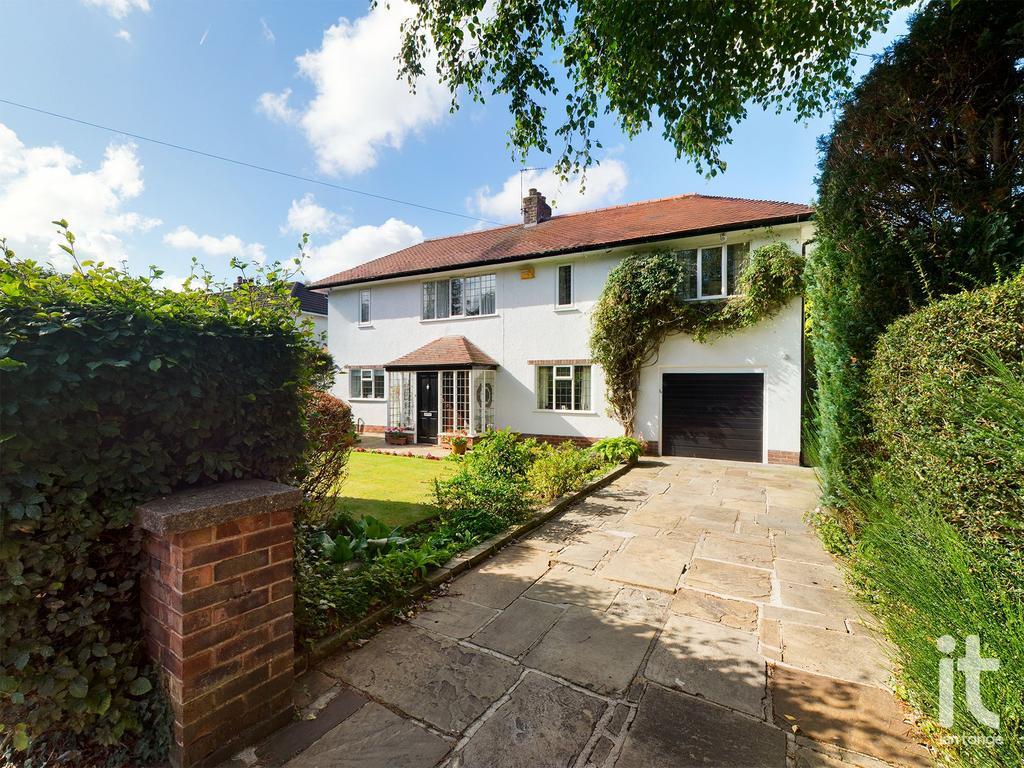 Park Road, Disley, Stockport, SK12 4 bed detached house for sale £750,000