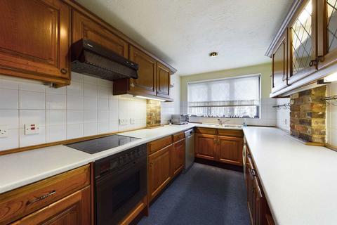 54 Puller Road, Hemel Hempstead, HP1 1QN