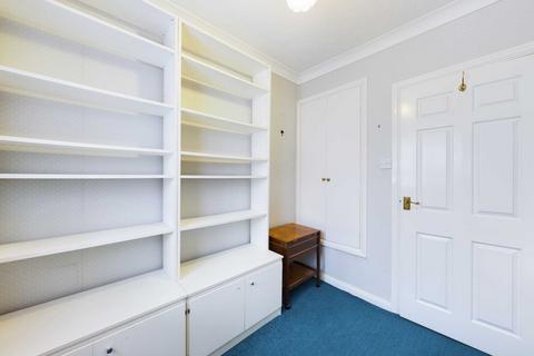 54 Puller Road, Hemel Hempstead, HP1 1QN