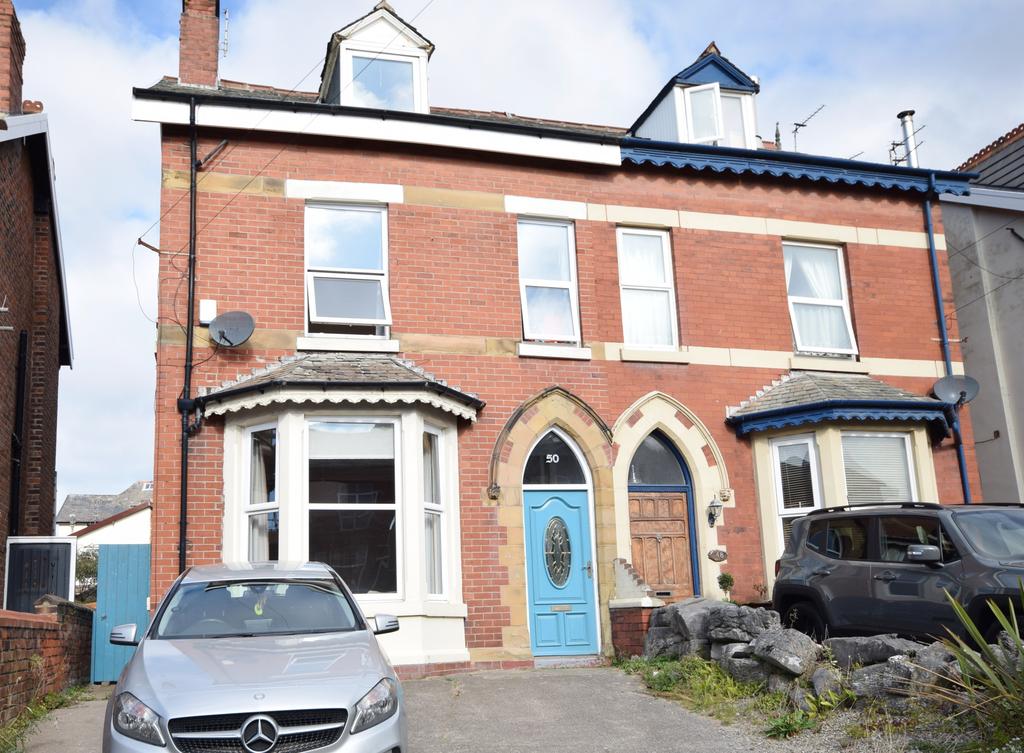 Lightburne Avenue, Lytham St. Annes 5 bed semidetached house £369,000