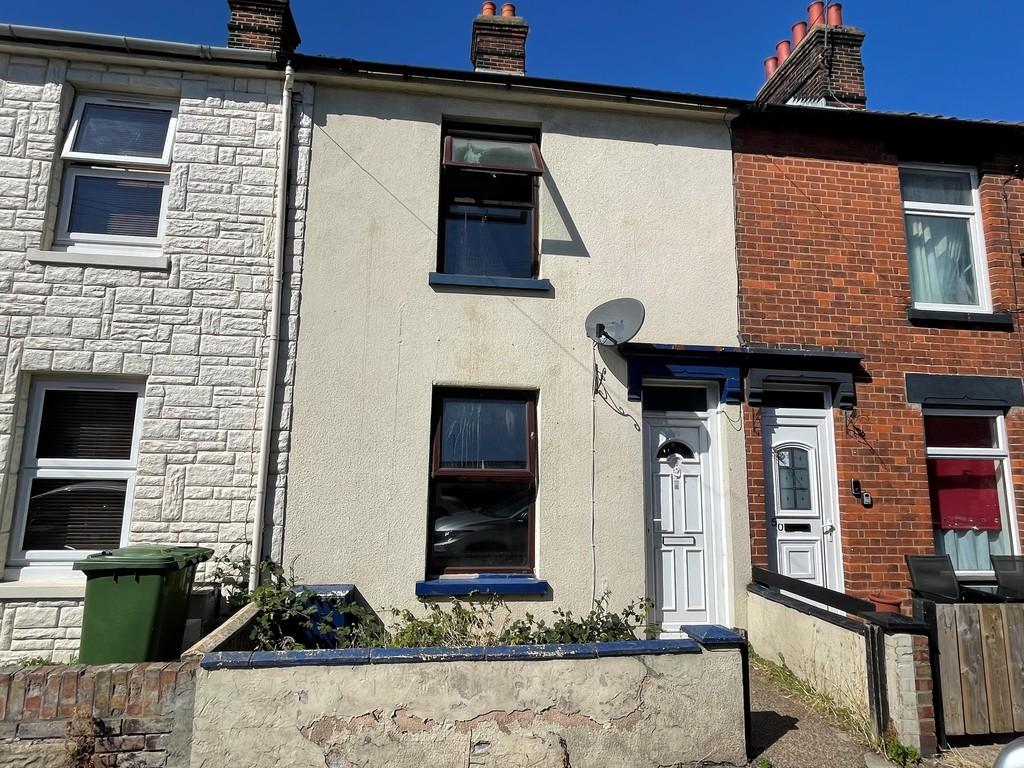 Alderson Road, Great Yarmouth 3 bed terraced house £110,000