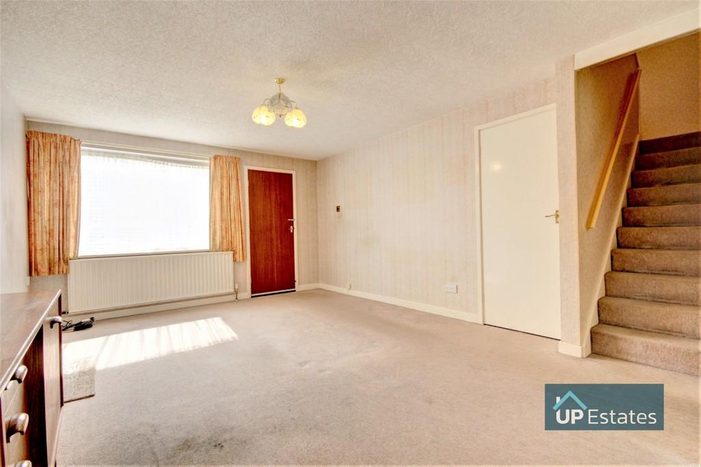 Church Park Close, Coventry 3 bed terraced house £200,000