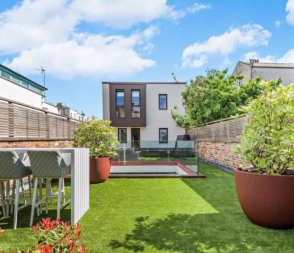 Quiet Location