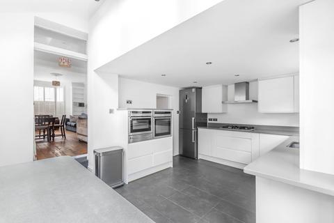 28 Ducie Street, London, SW4 7RW