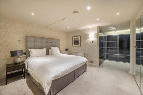 2 bedroom maisonette for sale - Macklin Street, London