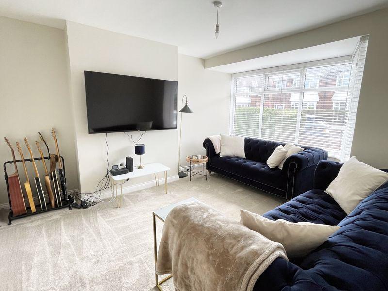 Whitton Road, Fairfield, StocktonOnTees, TS19 7EE 3 bed semidetached