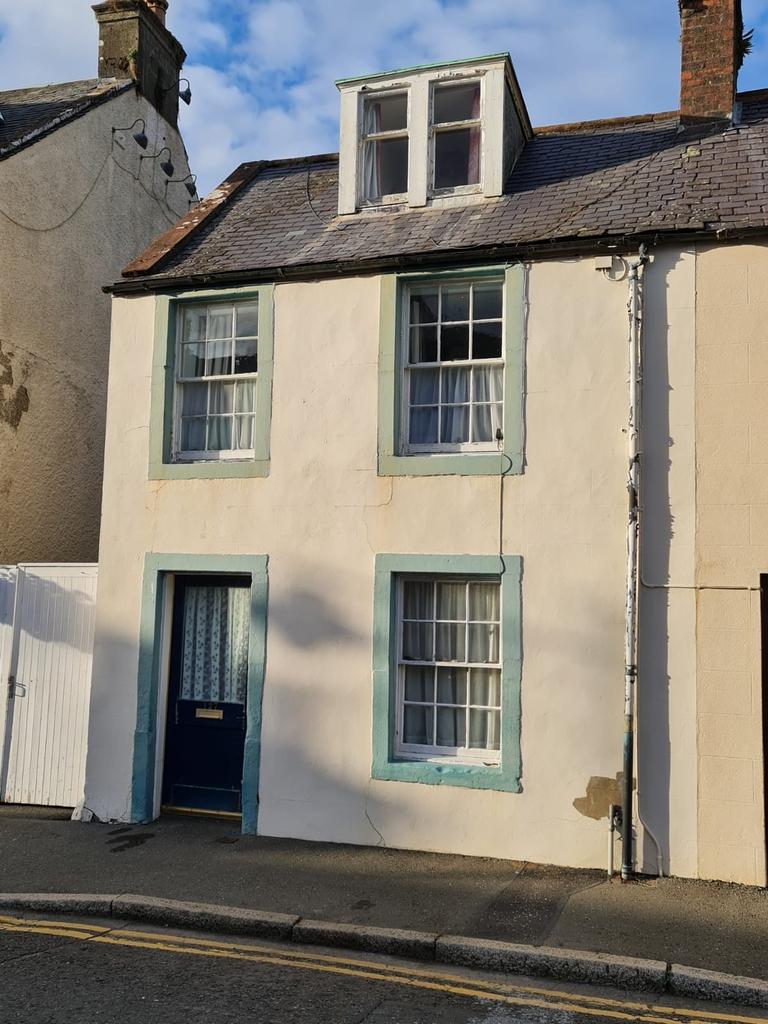 127 High Street, Kirkcudbright 2 bed end of terrace house for sale £