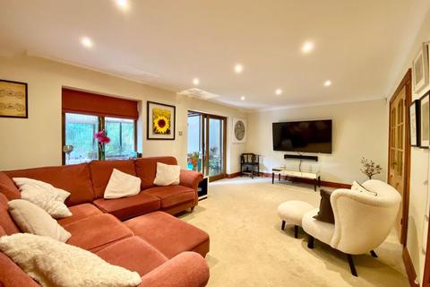 42 Salisbury Road, Bexley, DA5 3QE