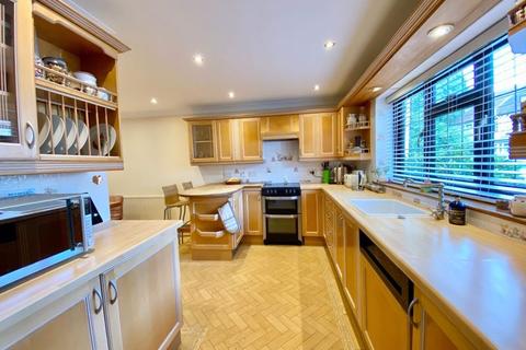 42 Salisbury Road, Bexley, DA5 3QE