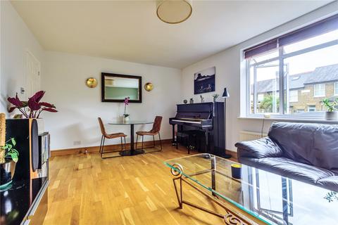 2 bedroom flat for sale - Margaret Court, 32 Vicars Moor Lane, Winchmore Hill, London, N21