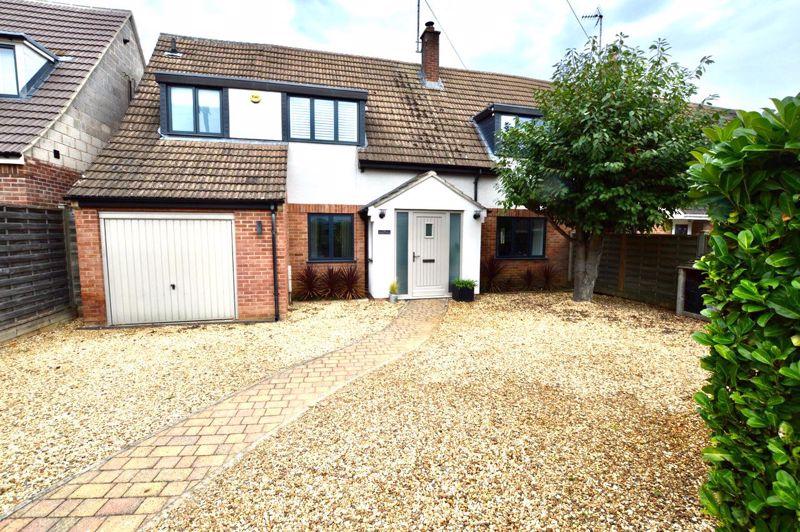 Waverley Gardens, Stamford 5 bed house for sale £625,000