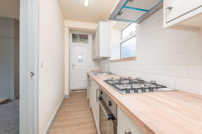 Hey Street, Brighouse, HD6 2 bed terraced house £120,000