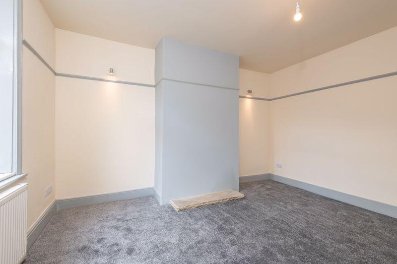 Hey Street, Brighouse, HD6 2 bed terraced house £120,000