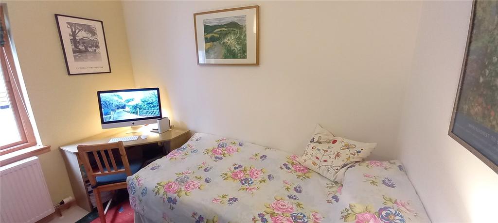 Bedroom/Office