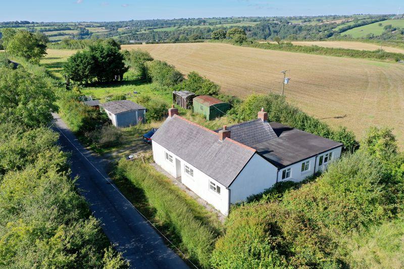 Trelech, Carmarthen 3 bed detached house for sale £350,000