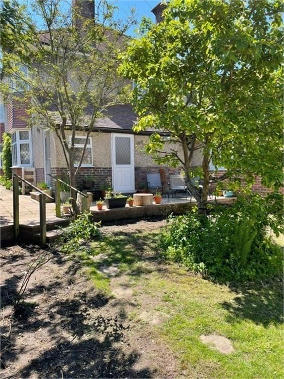 Bournemouth, Talbot Woods, BH3 2 bed ground floor flat £1,350 pcm (£