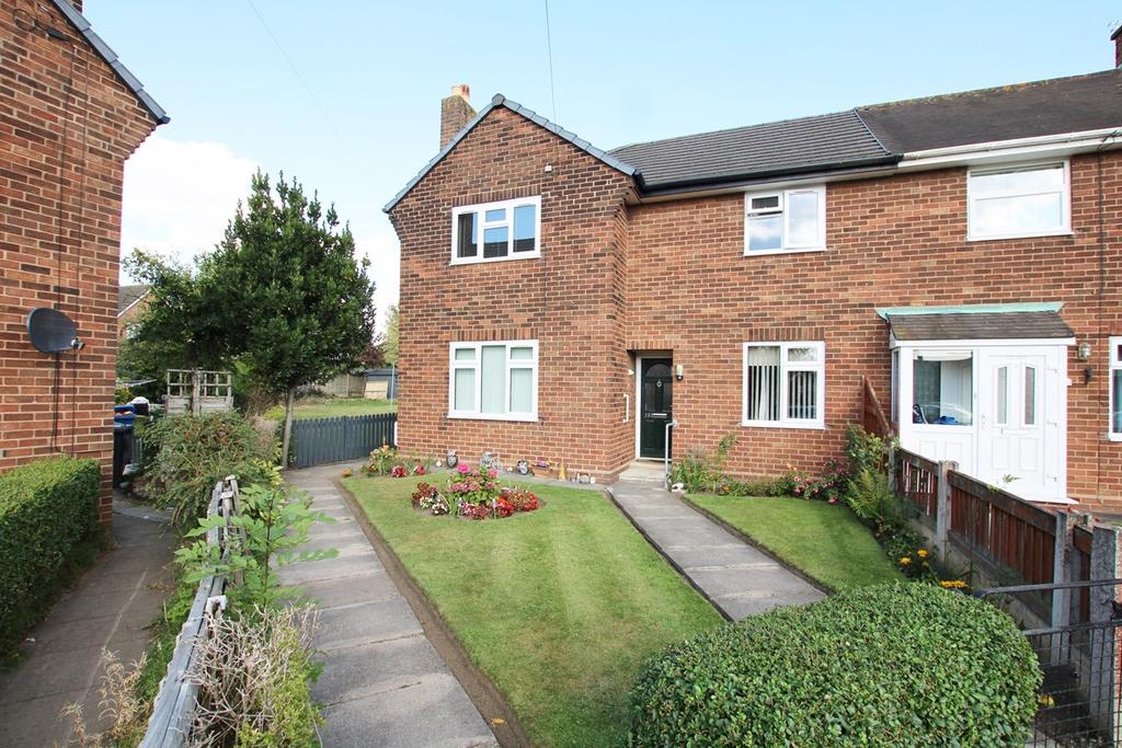 Round Thorn, Croft, Warrington, WA3 2 bed flat £140,000