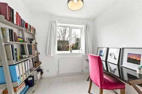 77 Windsor Road, Richmond, TW9 2EJ
