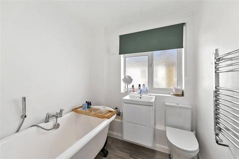 77 Windsor Road, Richmond, TW9 2EJ