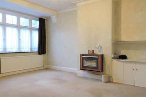 282 Bury Street West, London, N9 9LB