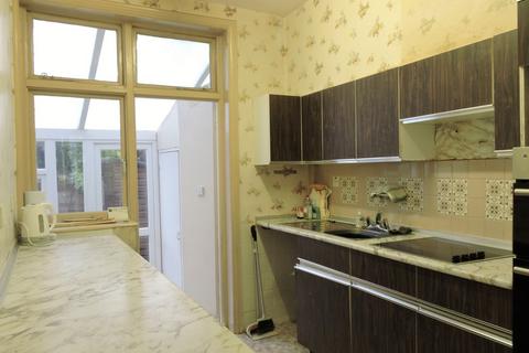 282 Bury Street West, London, N9 9LB