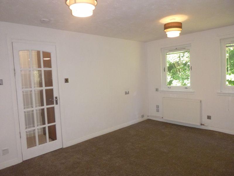Beaufort Crescent, Kirkcaldy Studio £540 pcm (£125 pw)