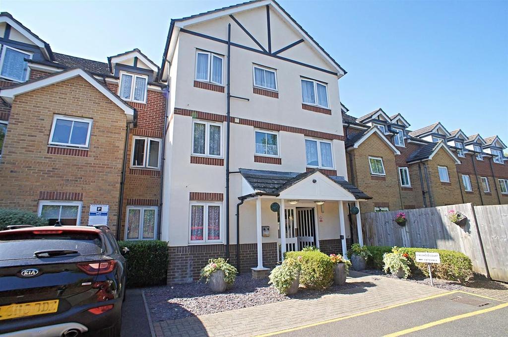 Chingford Mount Road, London 1 bed retirement property for sale £200,000